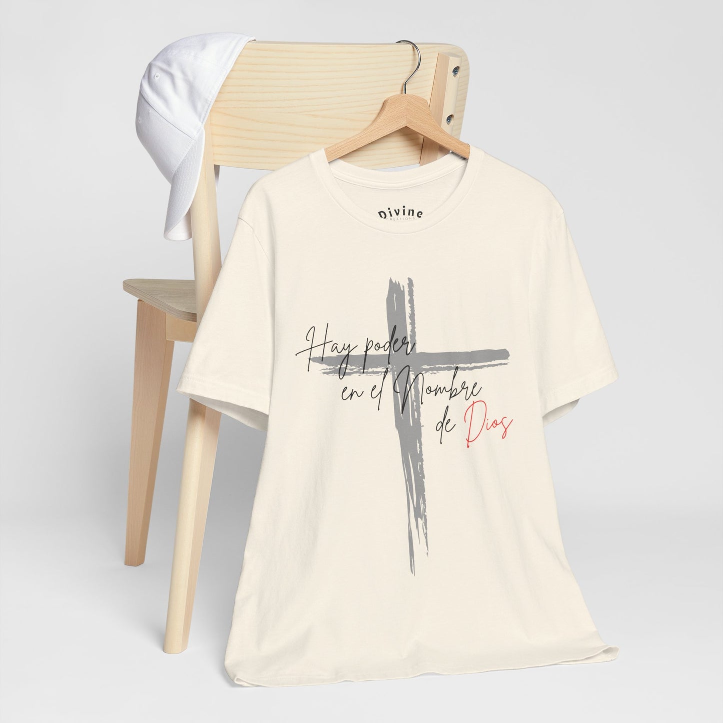 Hay poder en el nombre - Unisex Jersey Short Sleeve Tee
