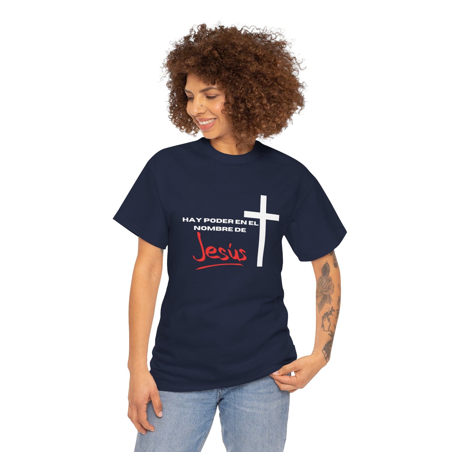 Hay poder en Jesus - Spanish - Unisex Heavy Cotton Tee
