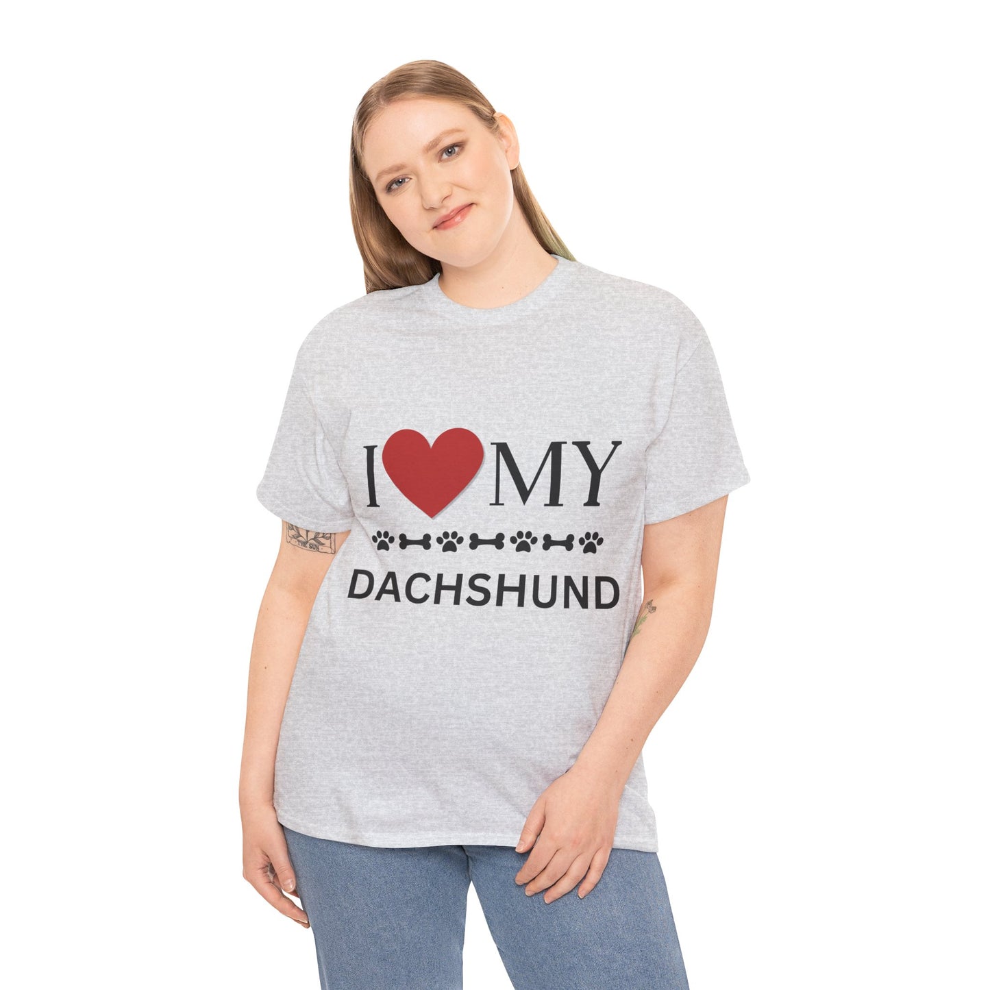 Love my Dachshund - Unisex Heavy Cotton Tee