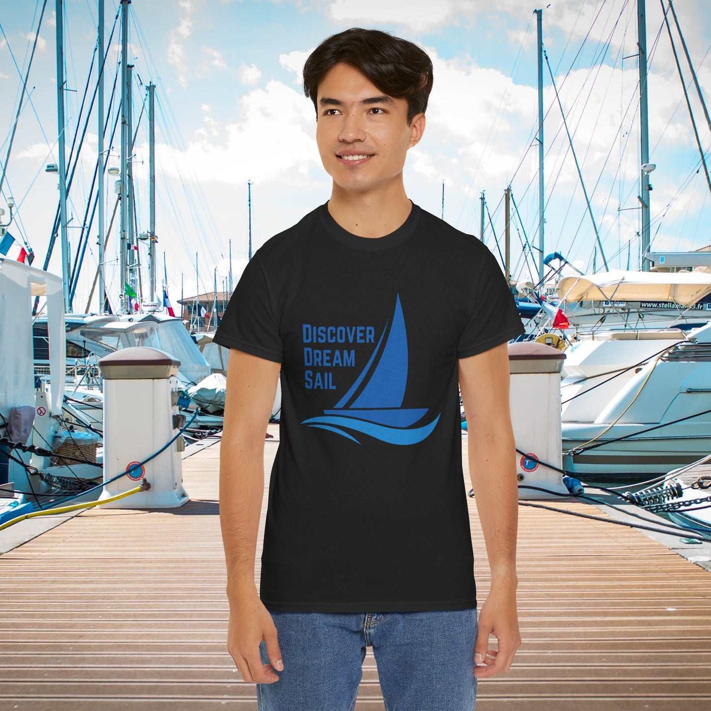 Discover Dream Sail - Unisex Heavy Cotton Tee