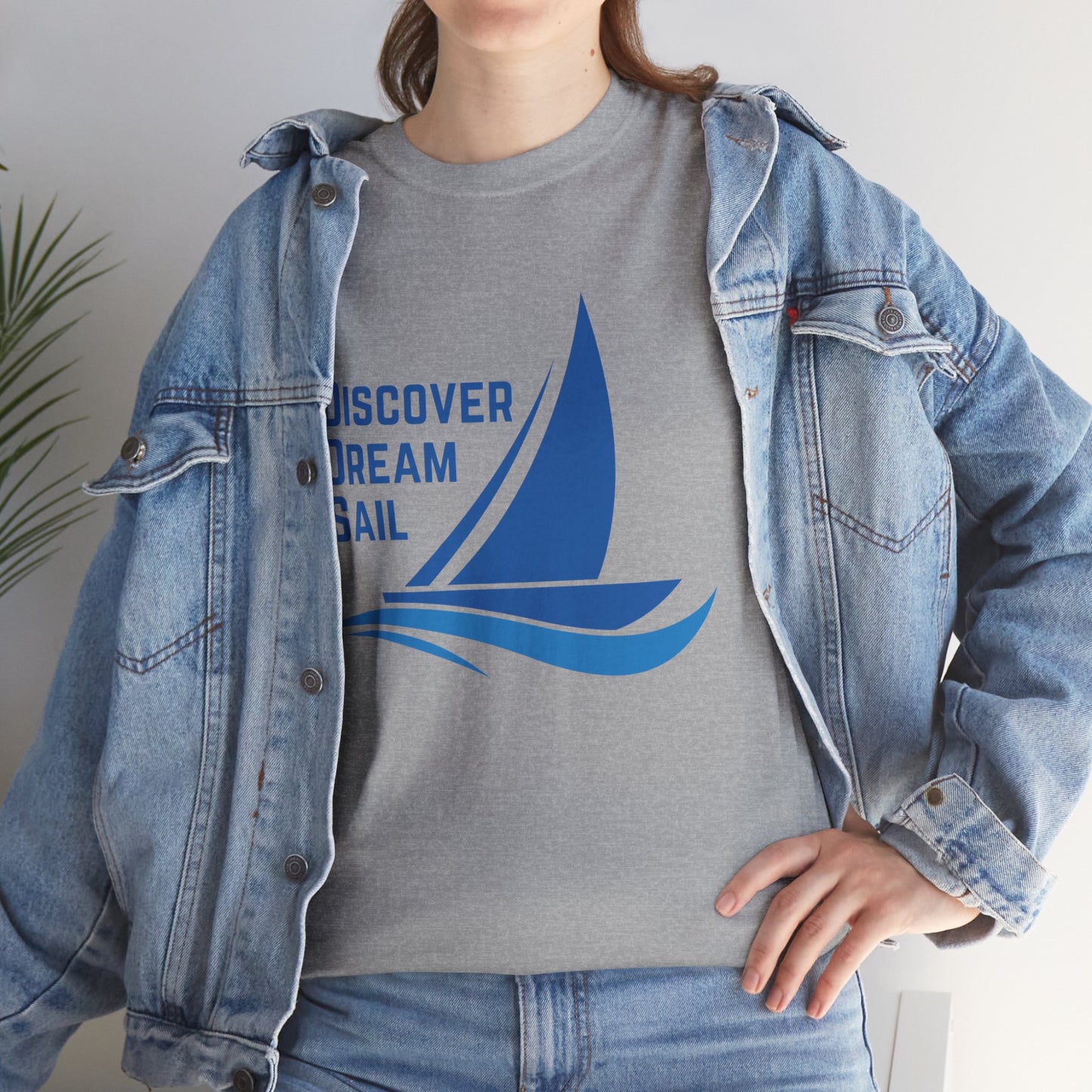 Discover Dream Sail - Unisex Heavy Cotton Tee