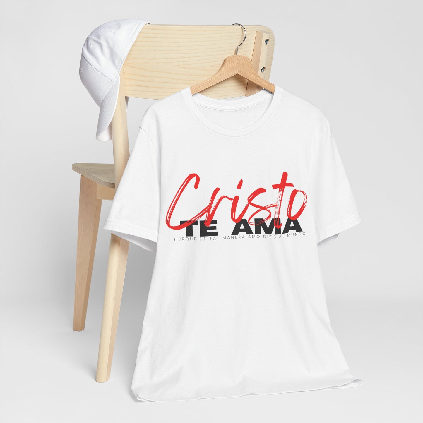 Cristo te ama Short Sleeve Tee