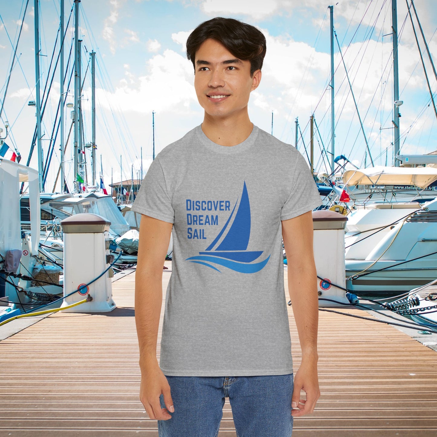 Discover Dream Sail - Unisex Heavy Cotton Tee