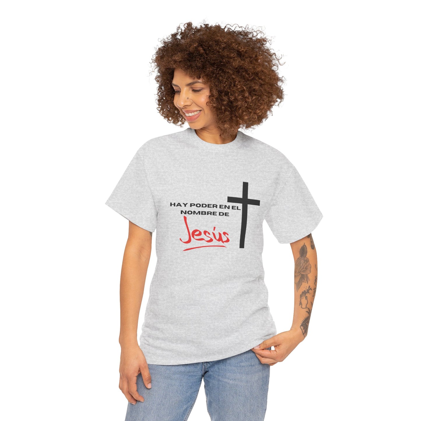 Hay poder en Jesus - Spanish - Unisex Heavy Cotton Tee