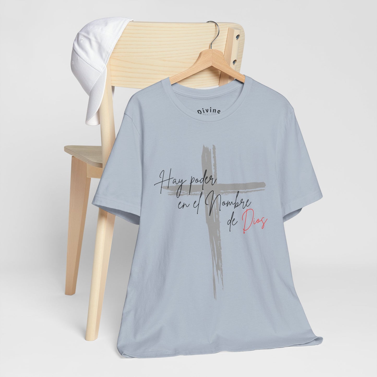 Hay poder en el nombre - Unisex Jersey Short Sleeve Tee