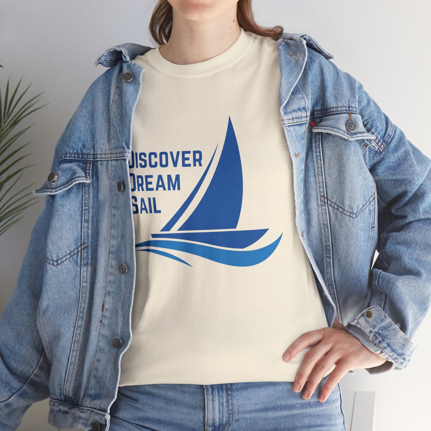 Discover Dream Sail - Unisex Heavy Cotton Tee