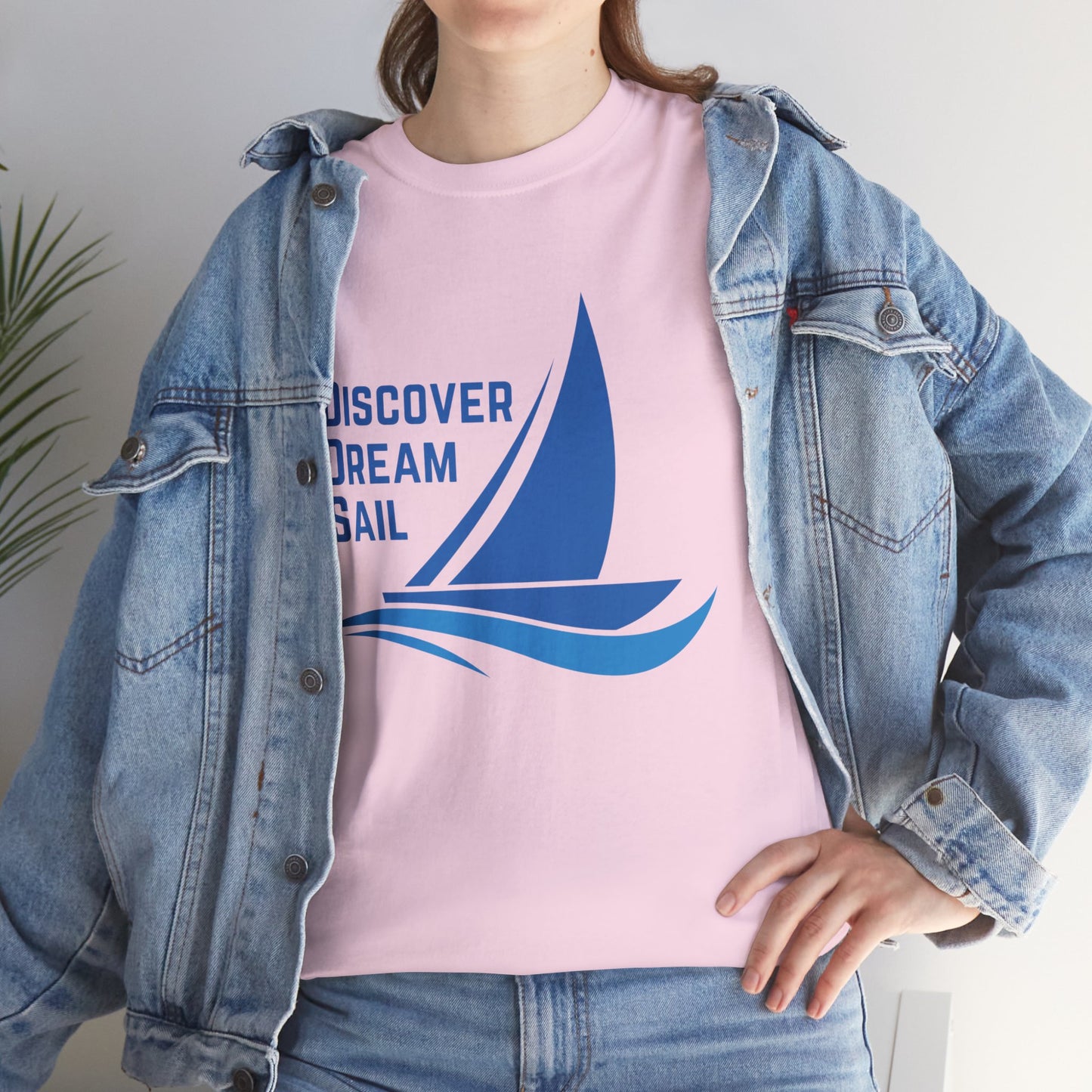 Discover Dream Sail - Unisex Heavy Cotton Tee