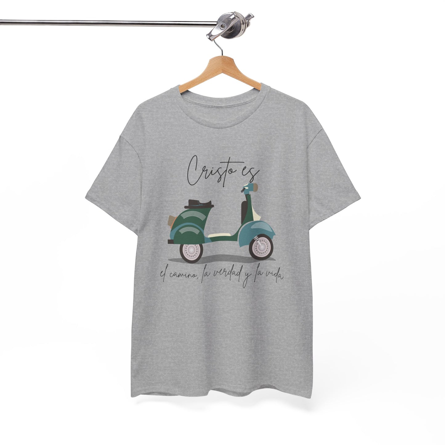 Cristo es - Spanish - Unisex Heavy Cotton Tee