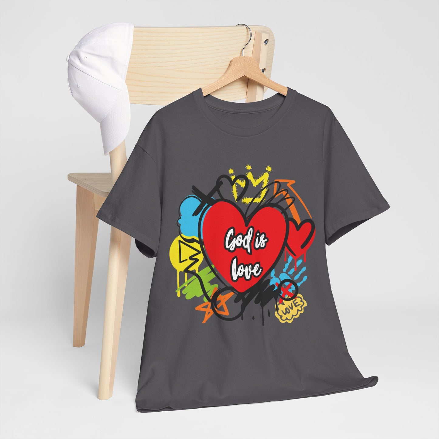 God is Love Grafitti - Unisex Heavy Cotton Tee