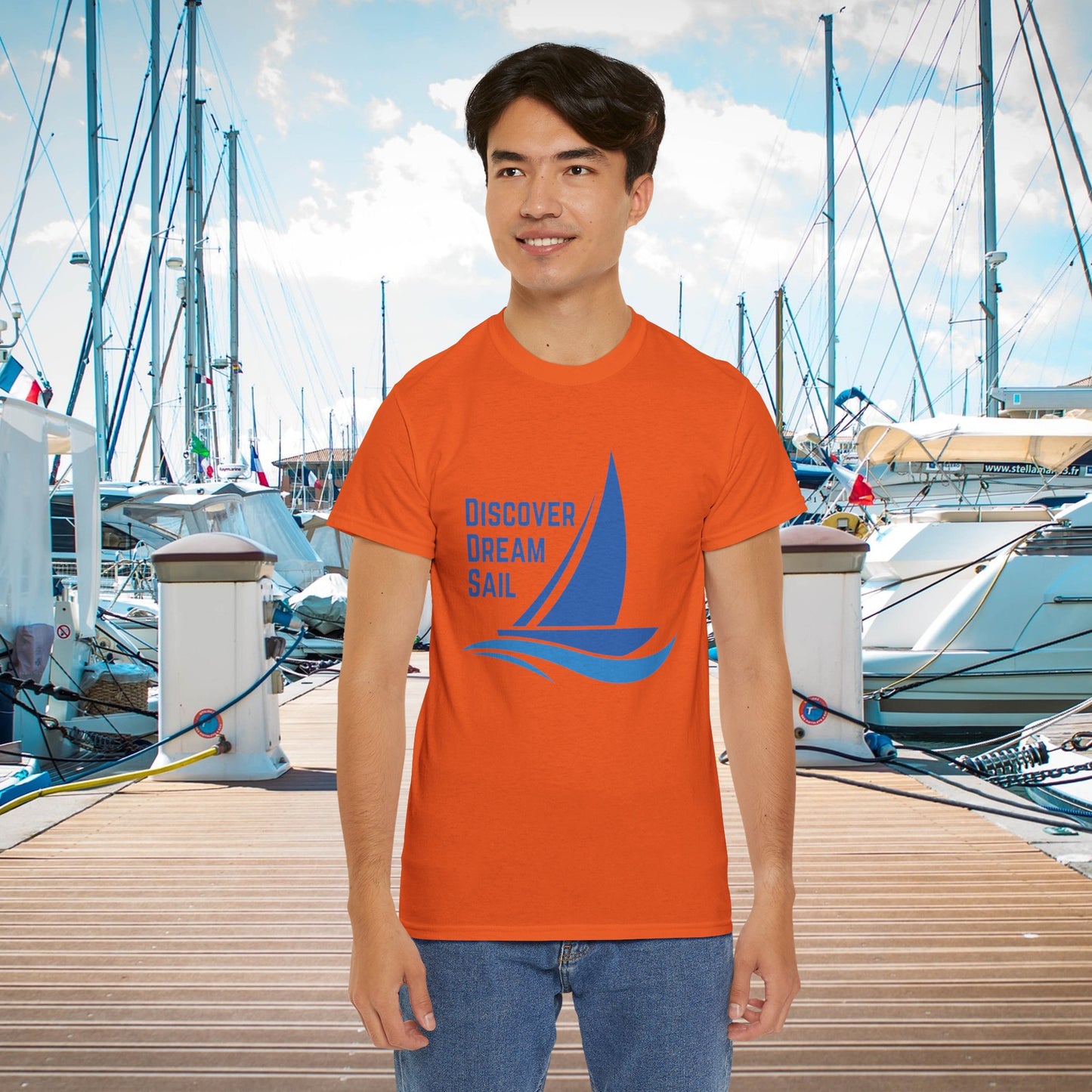 Discover Dream Sail - Unisex Heavy Cotton Tee