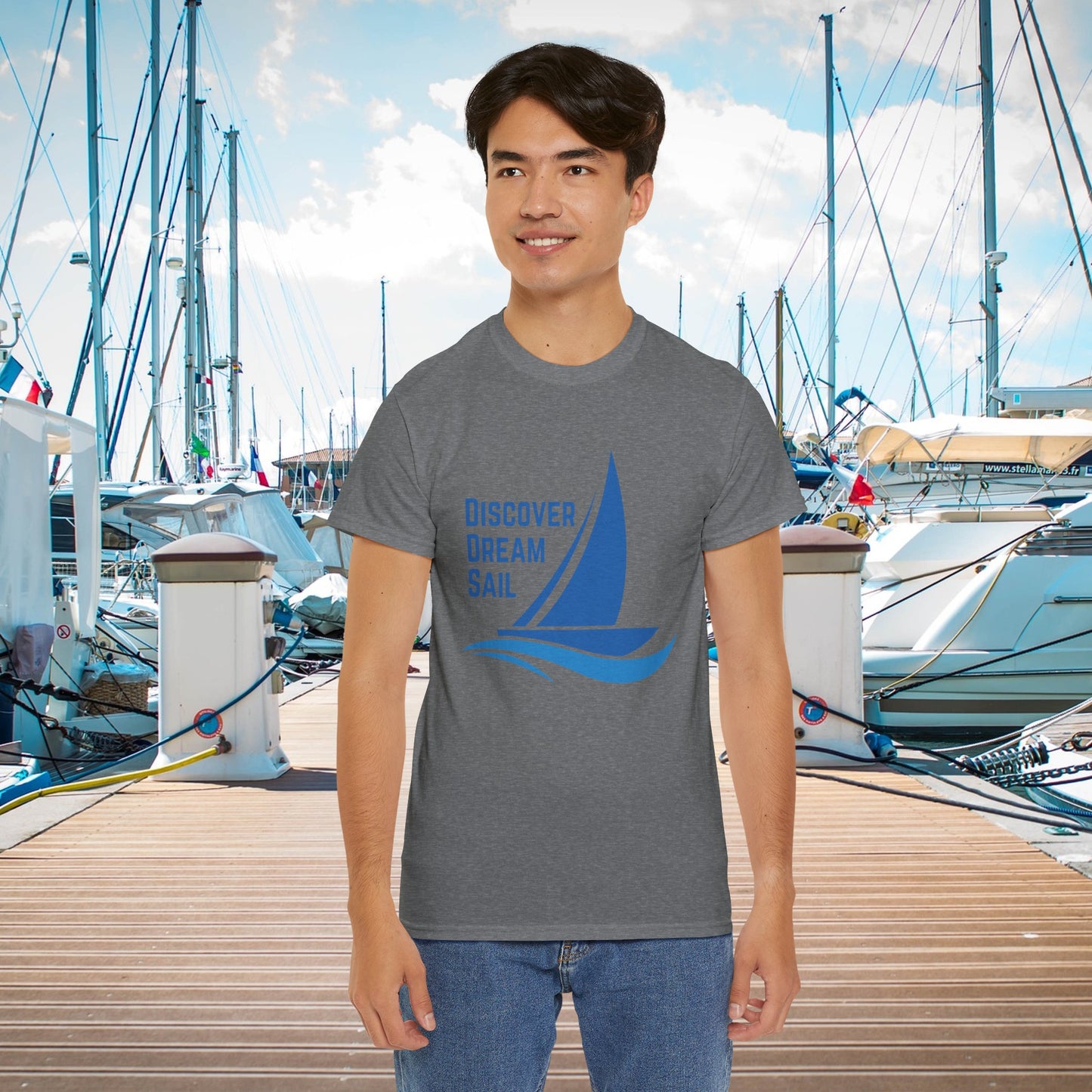 Discover Dream Sail - Unisex Heavy Cotton Tee