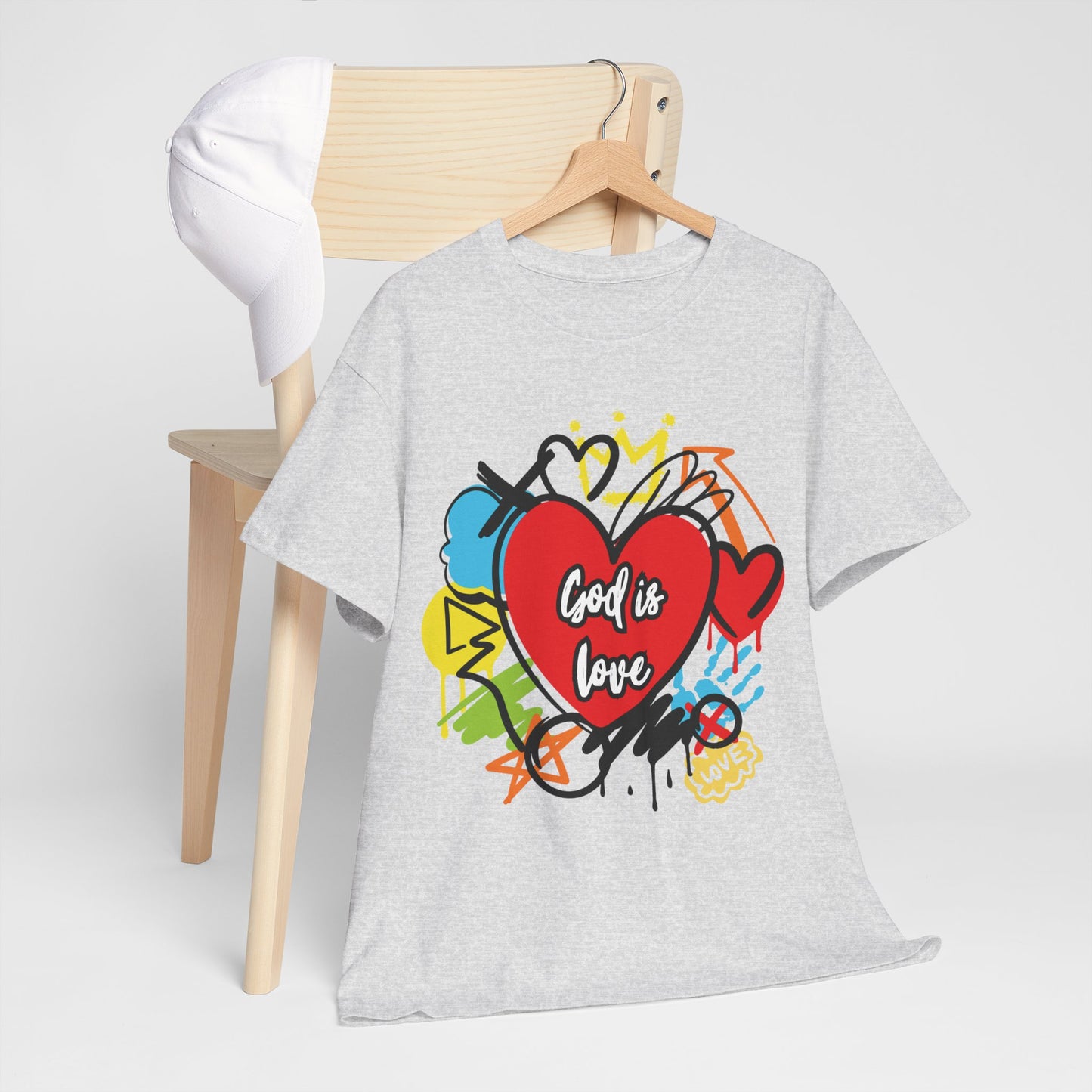 God is Love Grafitti - Unisex Heavy Cotton Tee