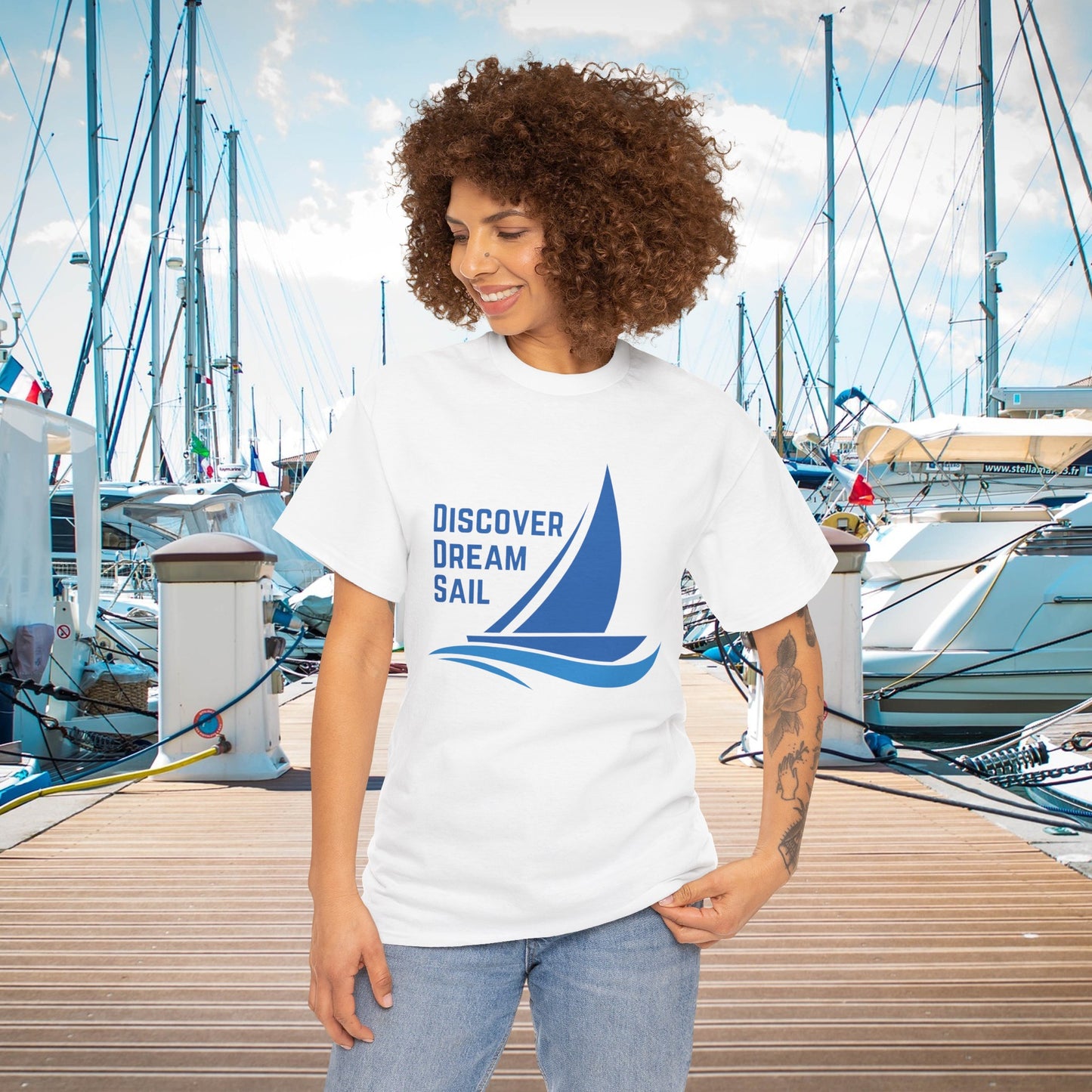 Discover Dream Sail - Unisex Heavy Cotton Tee