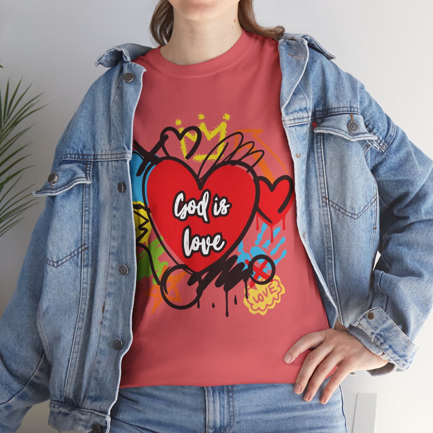 God is Love Grafitti - Unisex Heavy Cotton Tee
