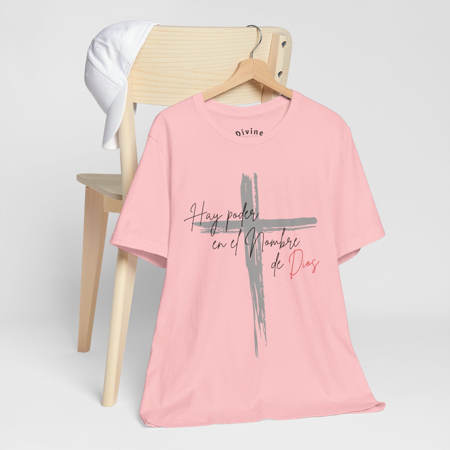Hay poder en el nombre - Unisex Jersey Short Sleeve Tee