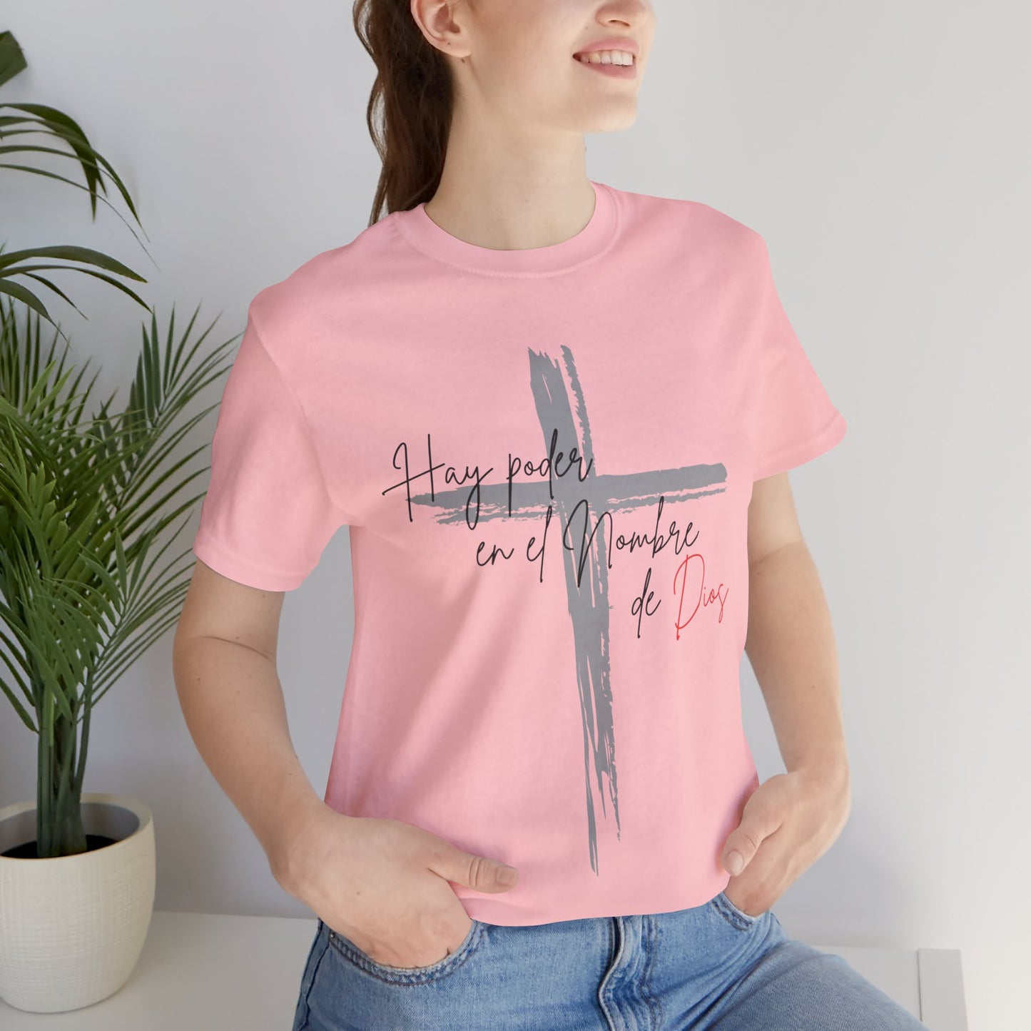 Hay poder en el nombre - Unisex Jersey Short Sleeve Tee