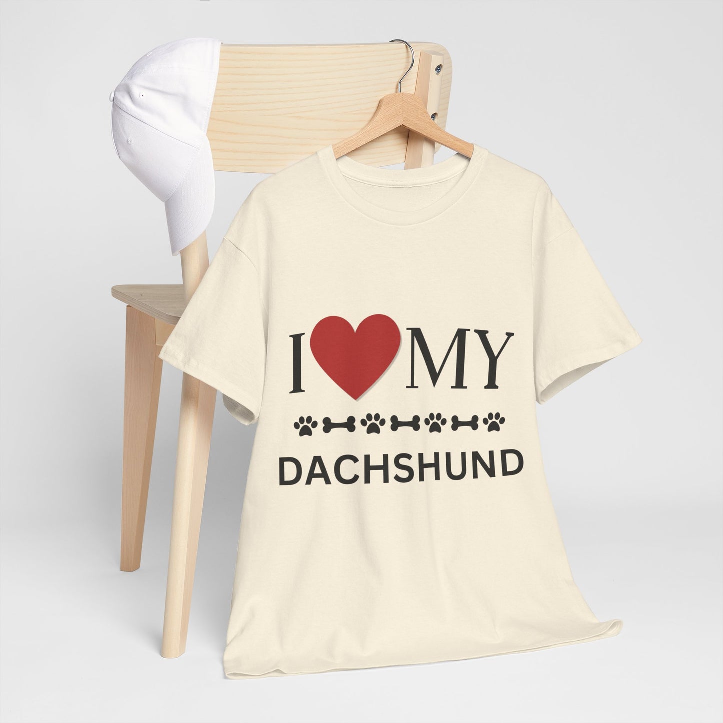 Love my Dachshund - Unisex Heavy Cotton Tee
