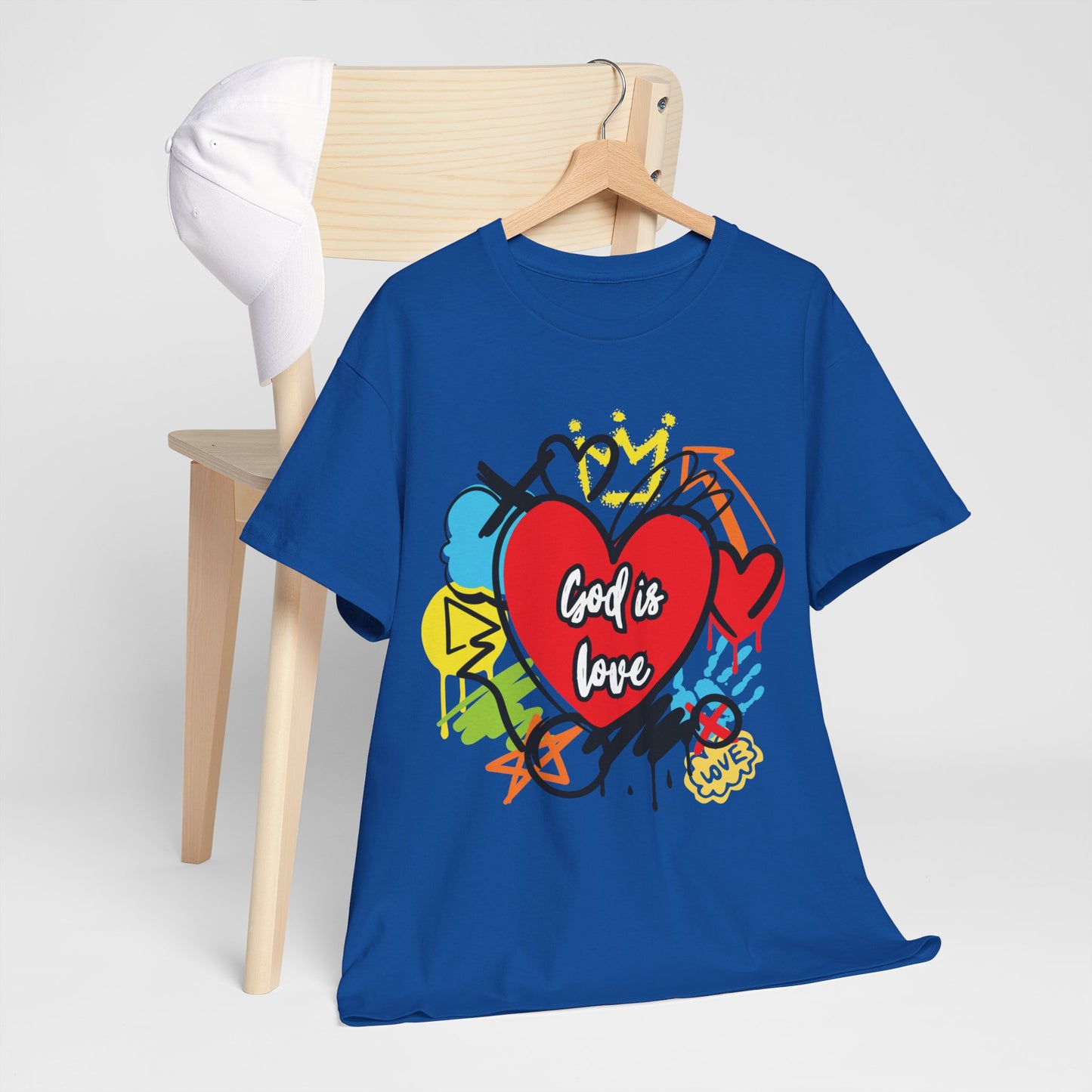God is Love Grafitti - Unisex Heavy Cotton Tee