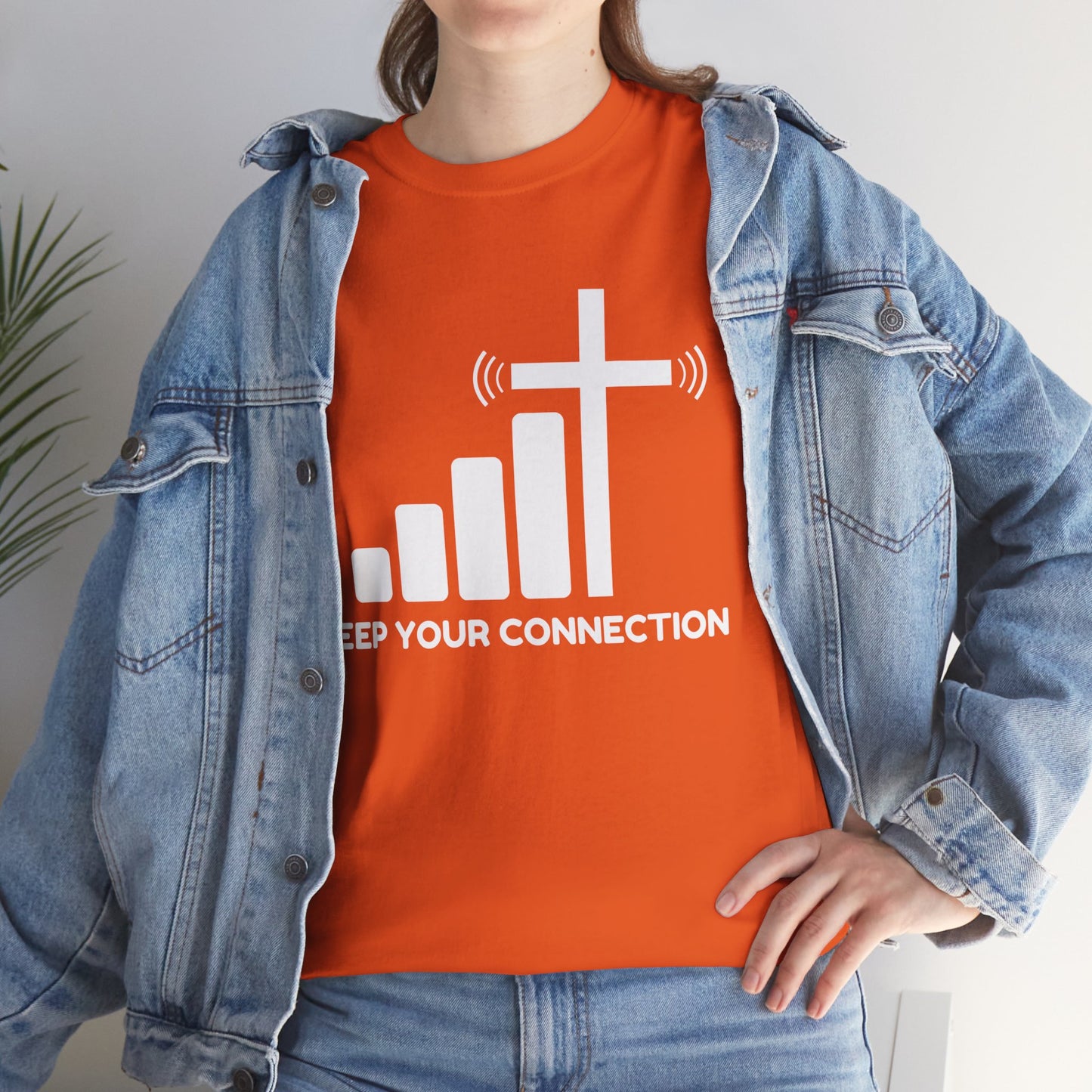 Keep your Connection White Letters - Unisex Heavy Cotton Tee