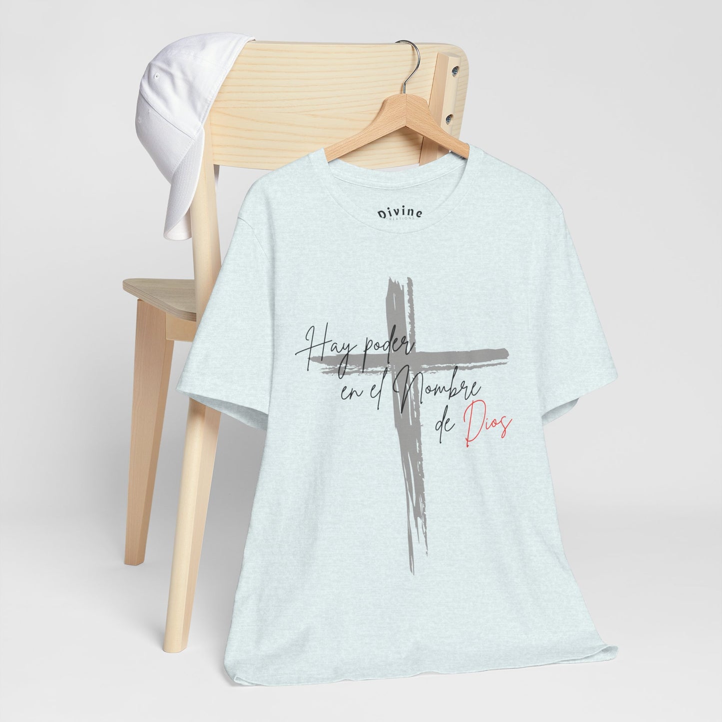 Hay poder en el nombre - Unisex Jersey Short Sleeve Tee