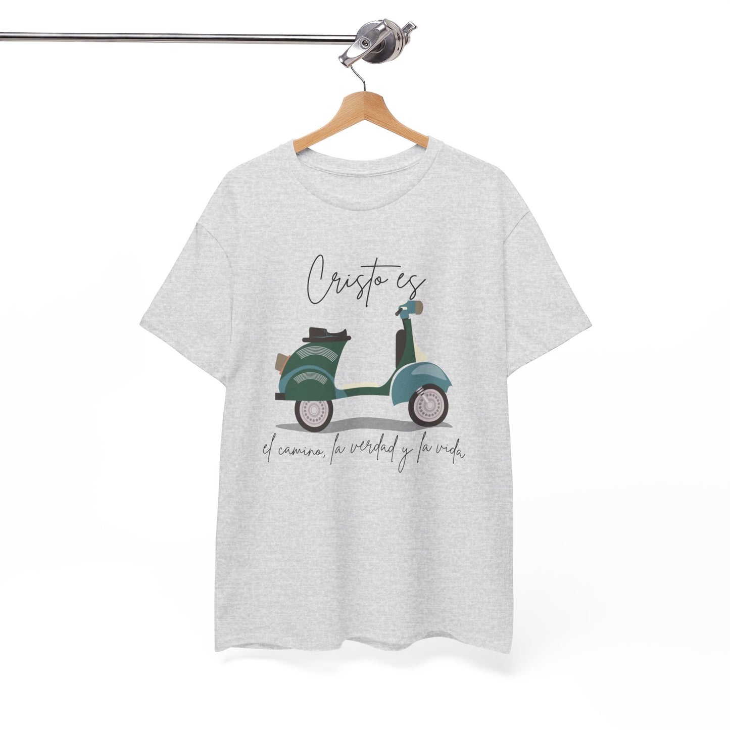 Cristo es - Spanish - Unisex Heavy Cotton Tee