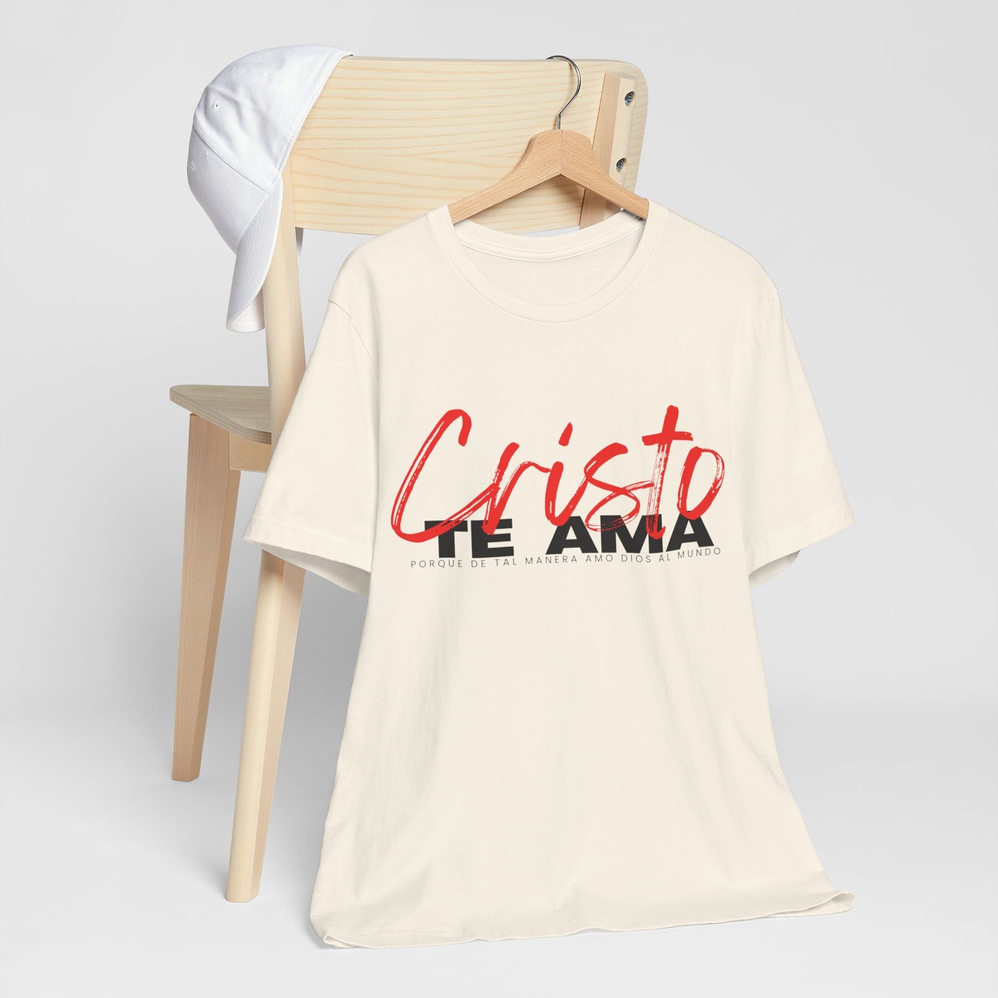 Cristo te ama Short Sleeve Tee
