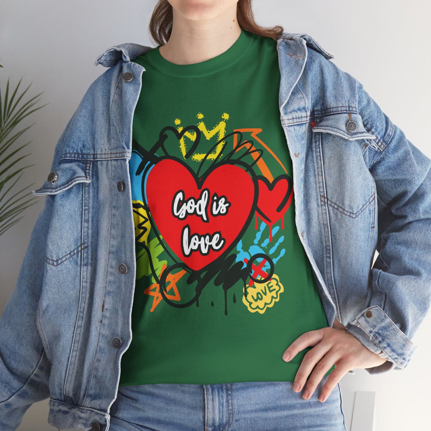 God is Love Grafitti - Unisex Heavy Cotton Tee