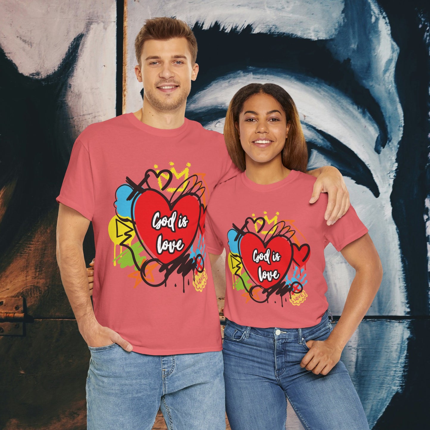God is Love Grafitti - Unisex Heavy Cotton Tee