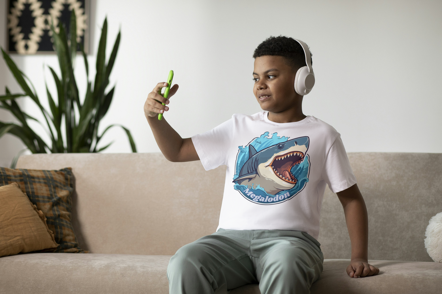 Megalodon - Kids Heavy Cotton™ Tee